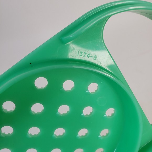 Vintage Tupperware 1374-9 Cheese Grater Jadite Green 9" - Picture 4 of 4